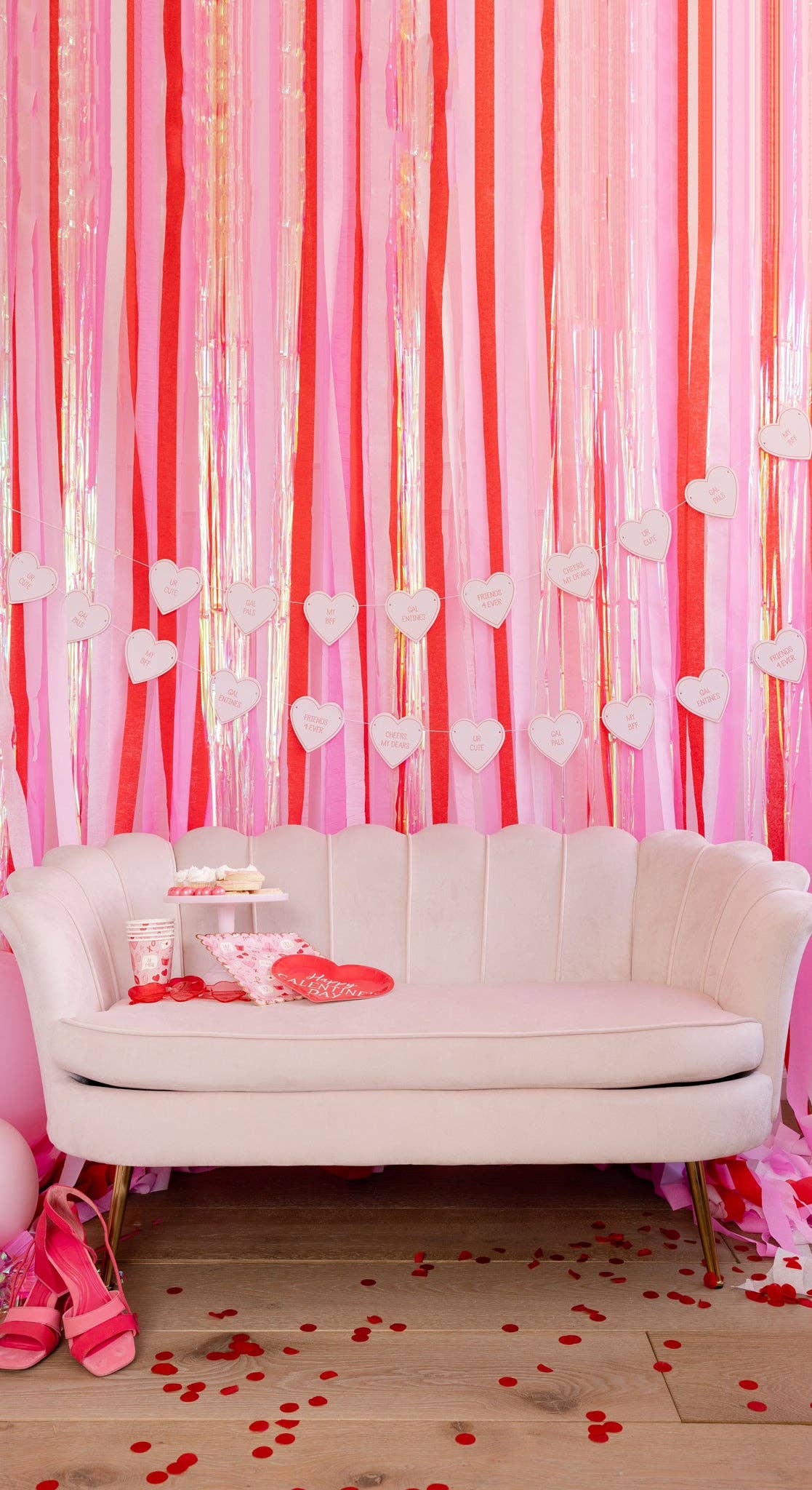 Valentine Scatter Paper Cups