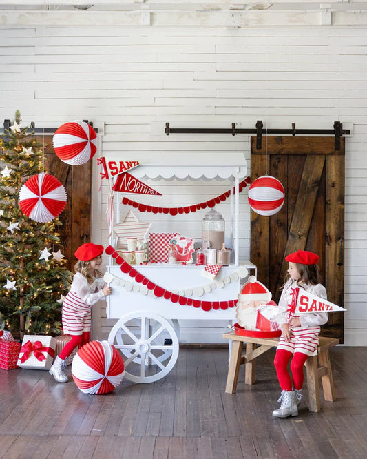 ‘Tis the Season to Throw Parties: Our Top 8 Favorite Holiday Themes: Whimsy Santa and Believe!