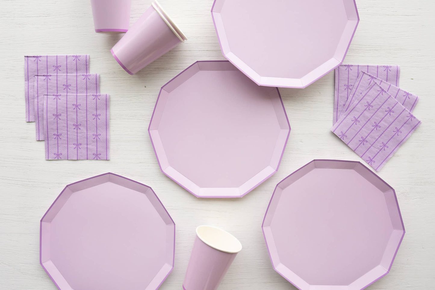 Lilac Dinner Paper Plates