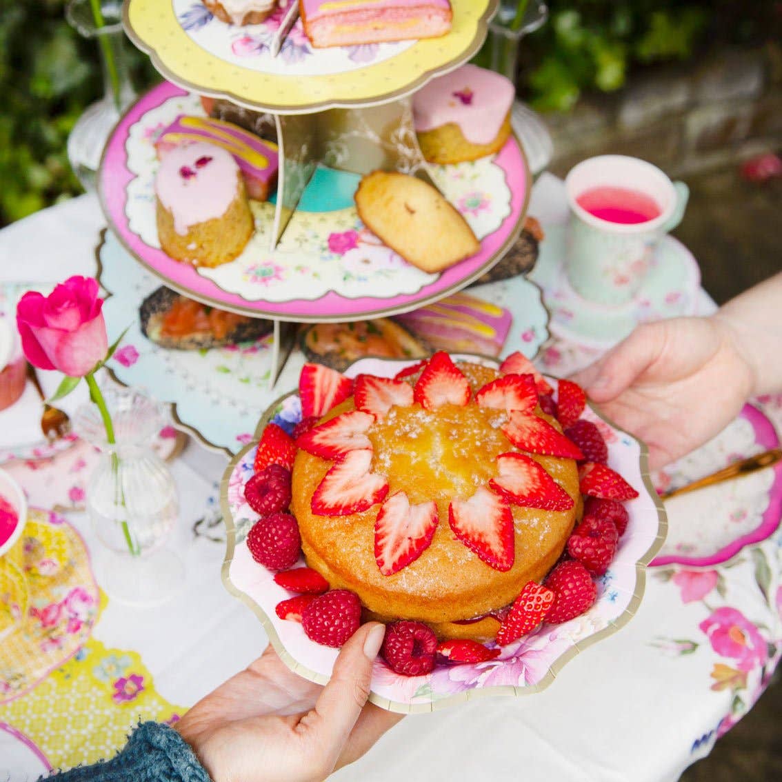 Vintage Paper Teacups and Saucers Set