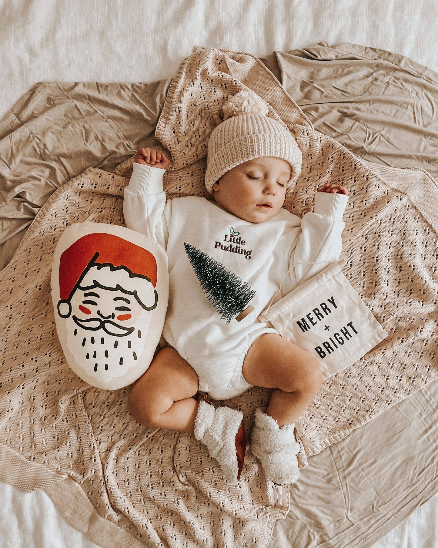 Santa face pillow